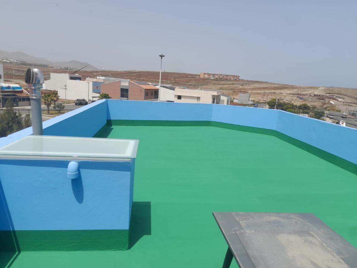 Sarahs Kite Vivienda Vacacional En Playa Del Burrero Apartment Exterior photo